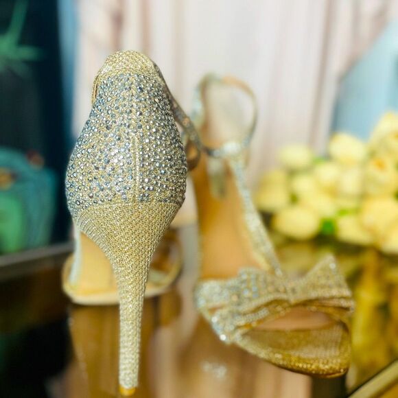 ♥️ INC International Concepts Women's Reesie Rhinestone Bow Evening heels - Picture 9 of 15